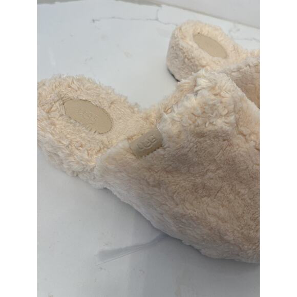 UGG Fuzz Sugar Clog Slipper Women 10 US Faux Fur Fluff Beige Cozy NWOT - Picture 2 of 6